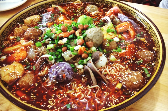 安徽麻辣冒菜加盟總部，一個(gè)成功創(chuàng)業(yè)的機(jī)會(huì)