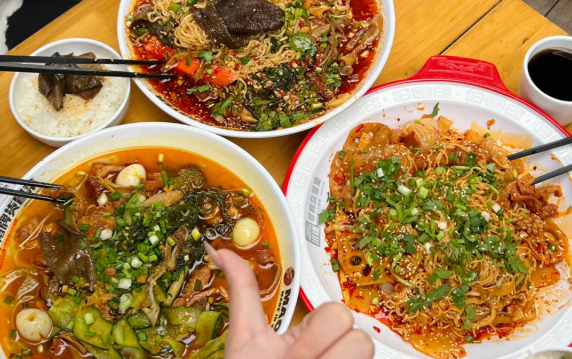 現(xiàn)在愛(ài)吃冒菜的人多不多？