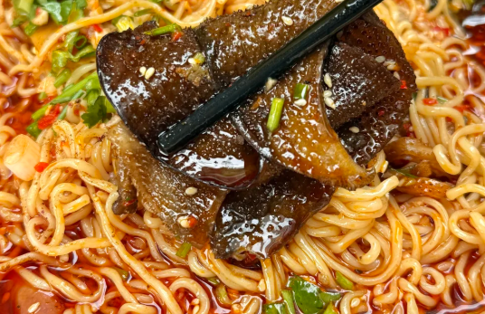 想學做冒菜開店靠譜嗎？帽牌貨這樣學準沒錯